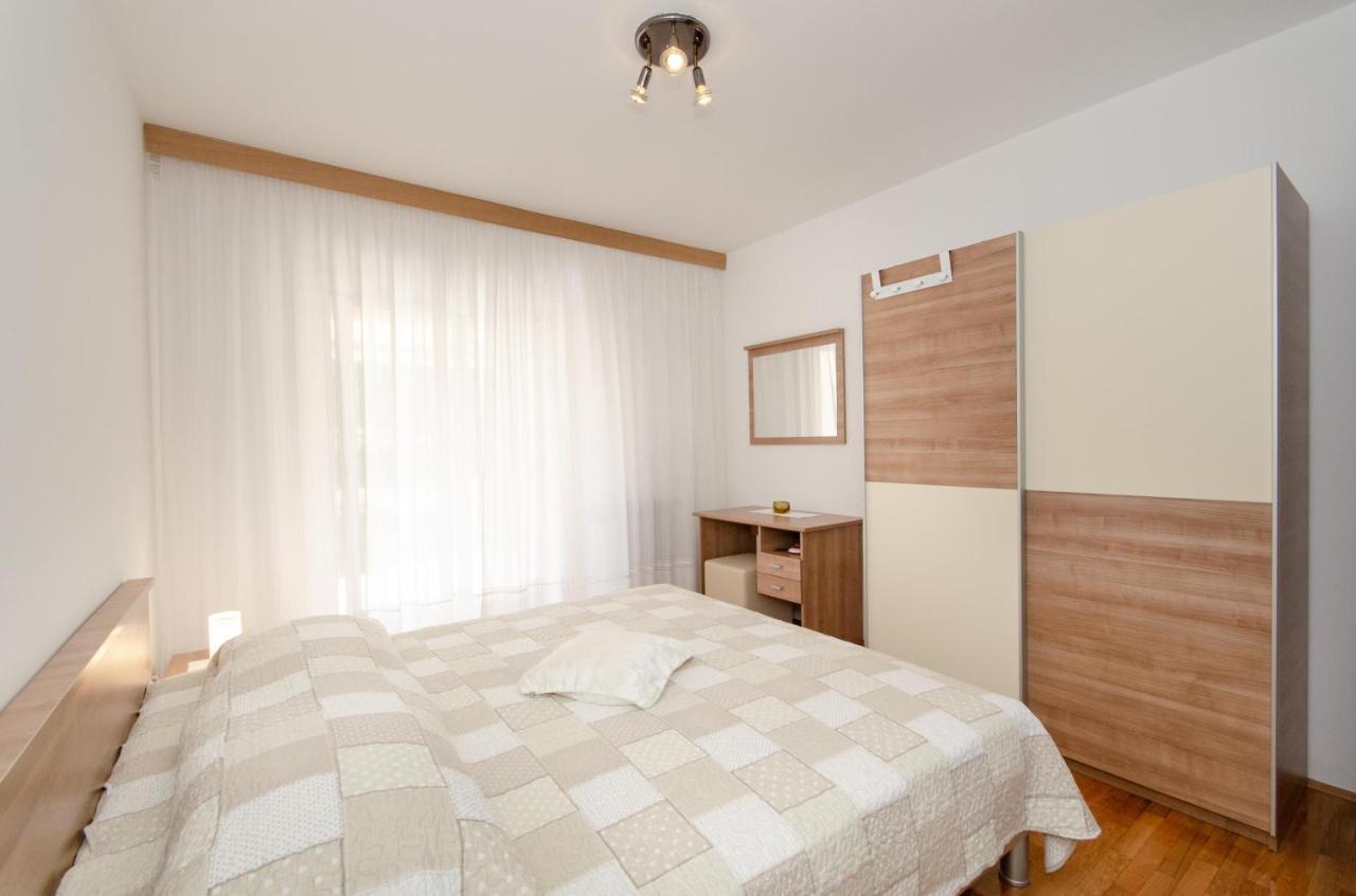Apartments Bungavilia Rovinj Luaran gambar