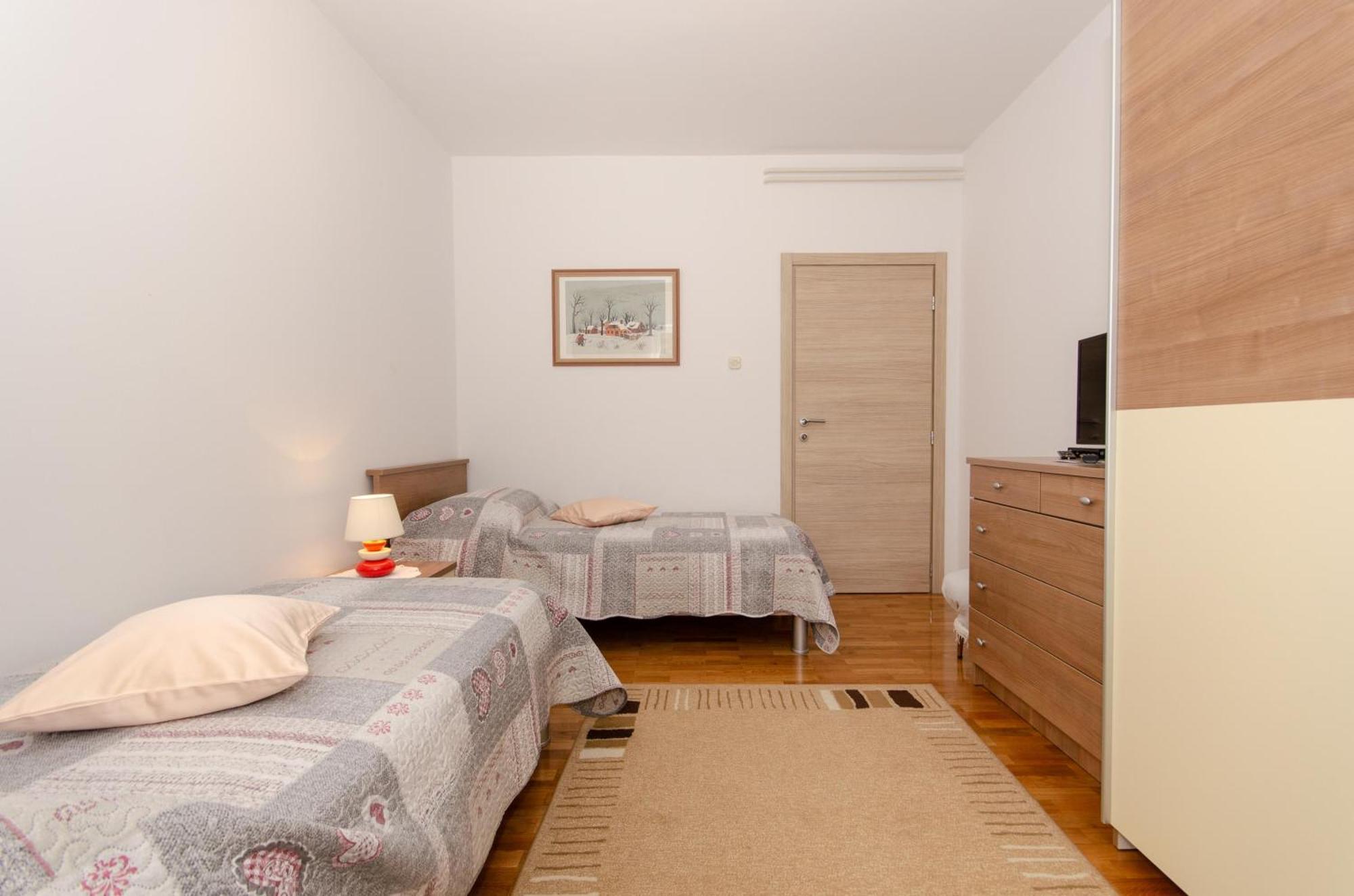Apartments Bungavilia Rovinj Luaran gambar