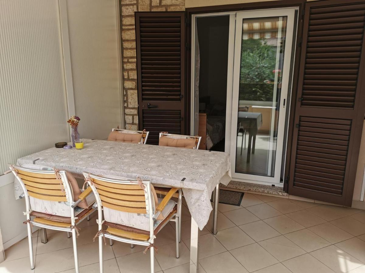 Apartments Bungavilia Rovinj Luaran gambar